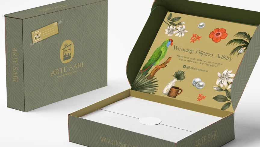 Arte Sari gift box with illustrated floral lining